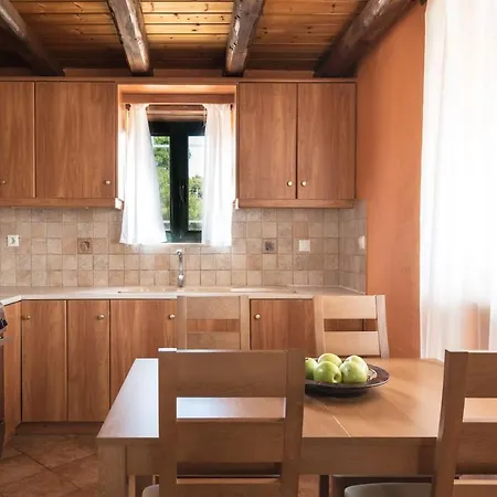 Villa Margarita Anafonitria
